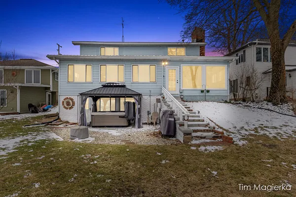 $699,999 | 12860 Merlau Avenue, Plainwell, MI 49080