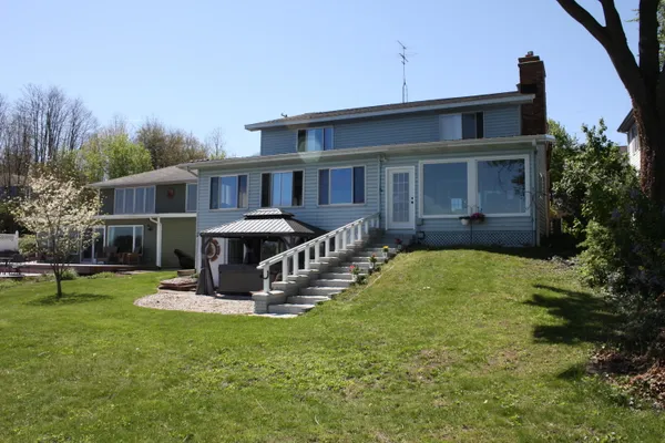 $699,999 | 12860 Merlau Avenue, Plainwell, MI 49080