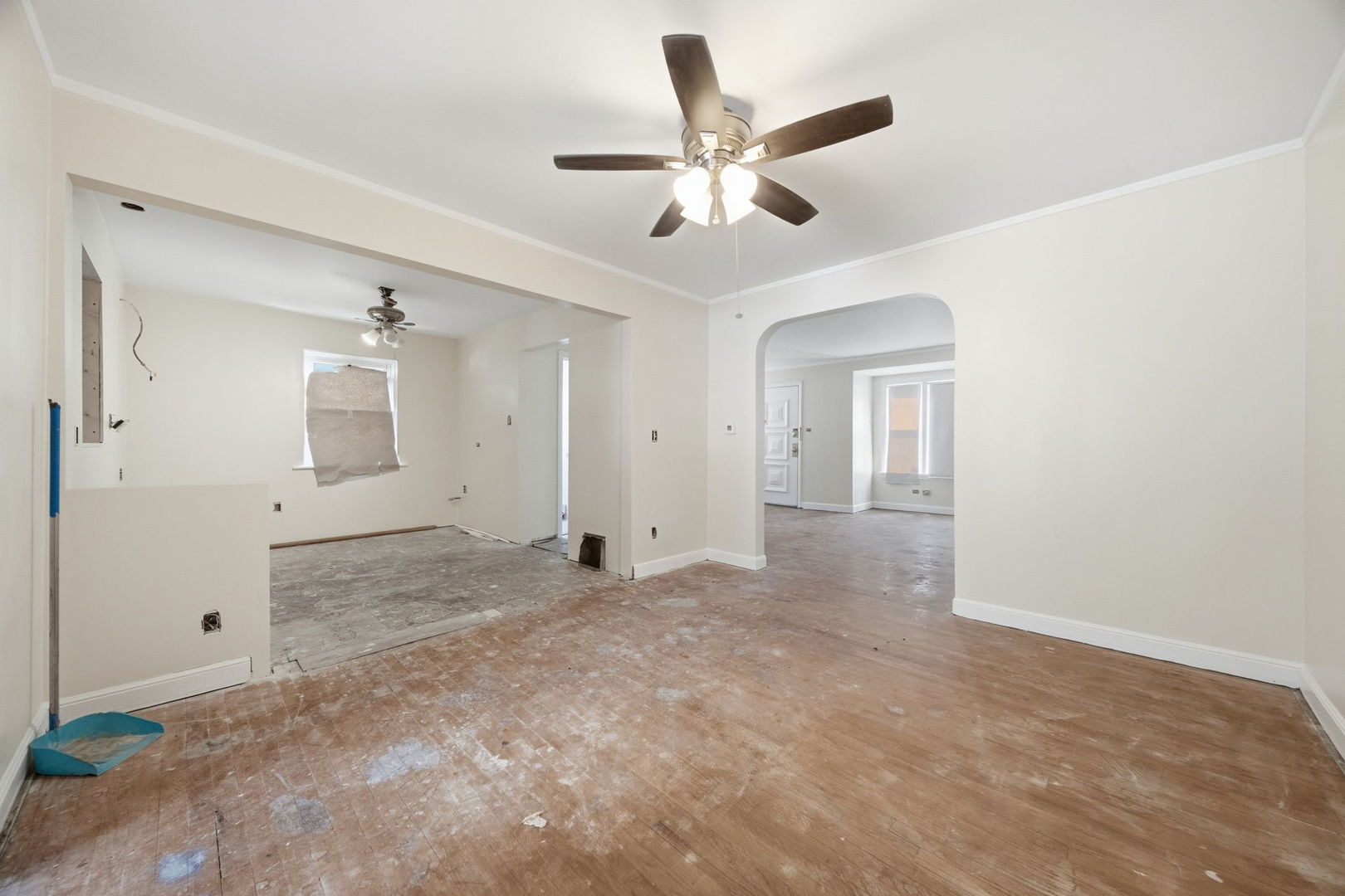 10605 South Normal Avenue Chicago, IL 60628 - Photo 8 of 19