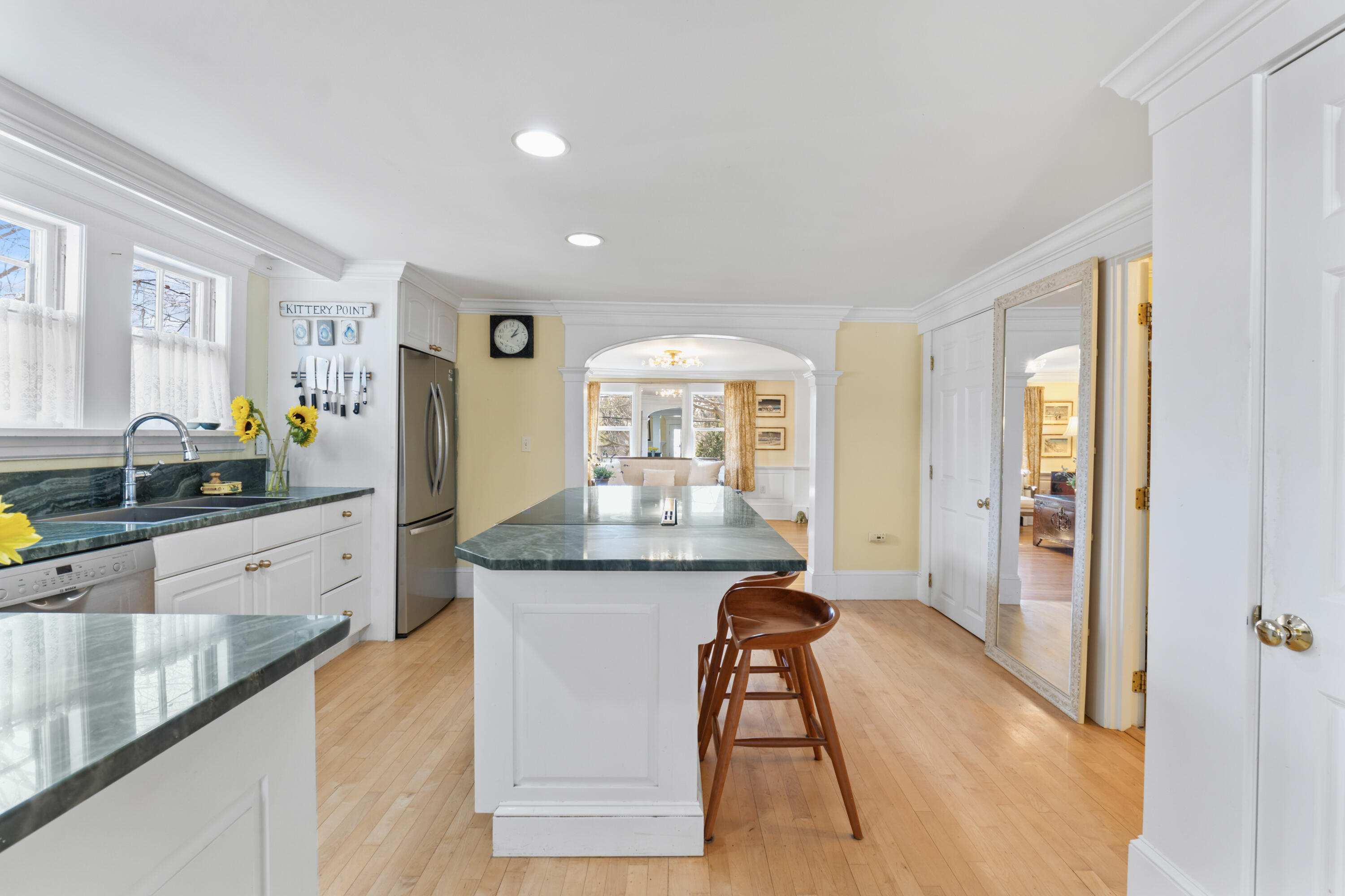 155 Pepperrell Road Kittery, ME 03905 - Photo 13 of 89 155 Pepperrell Rd