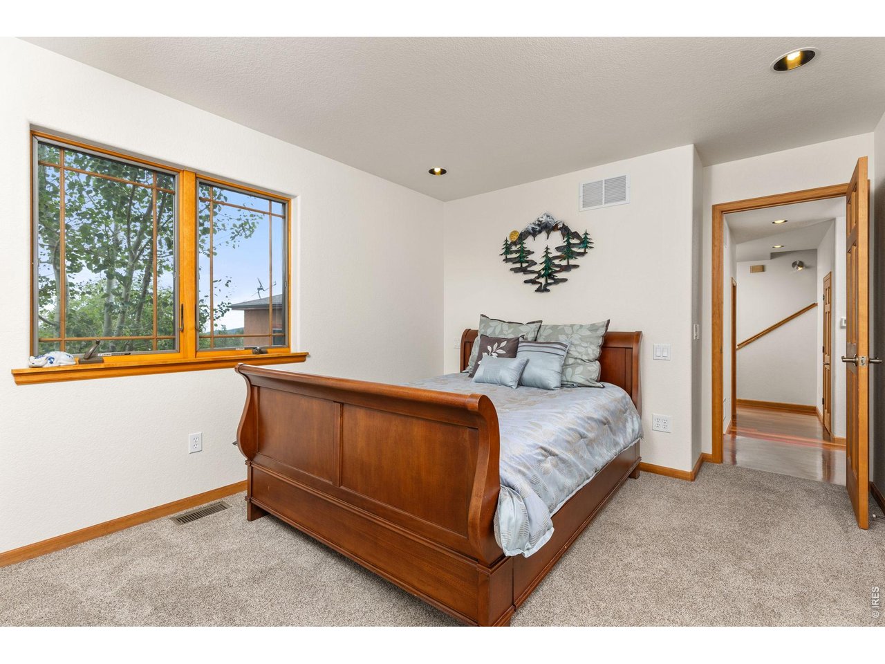 2607 Ridge Road Nederland, CO 80466 - Photo 18 of 50 Main level guest bedroom