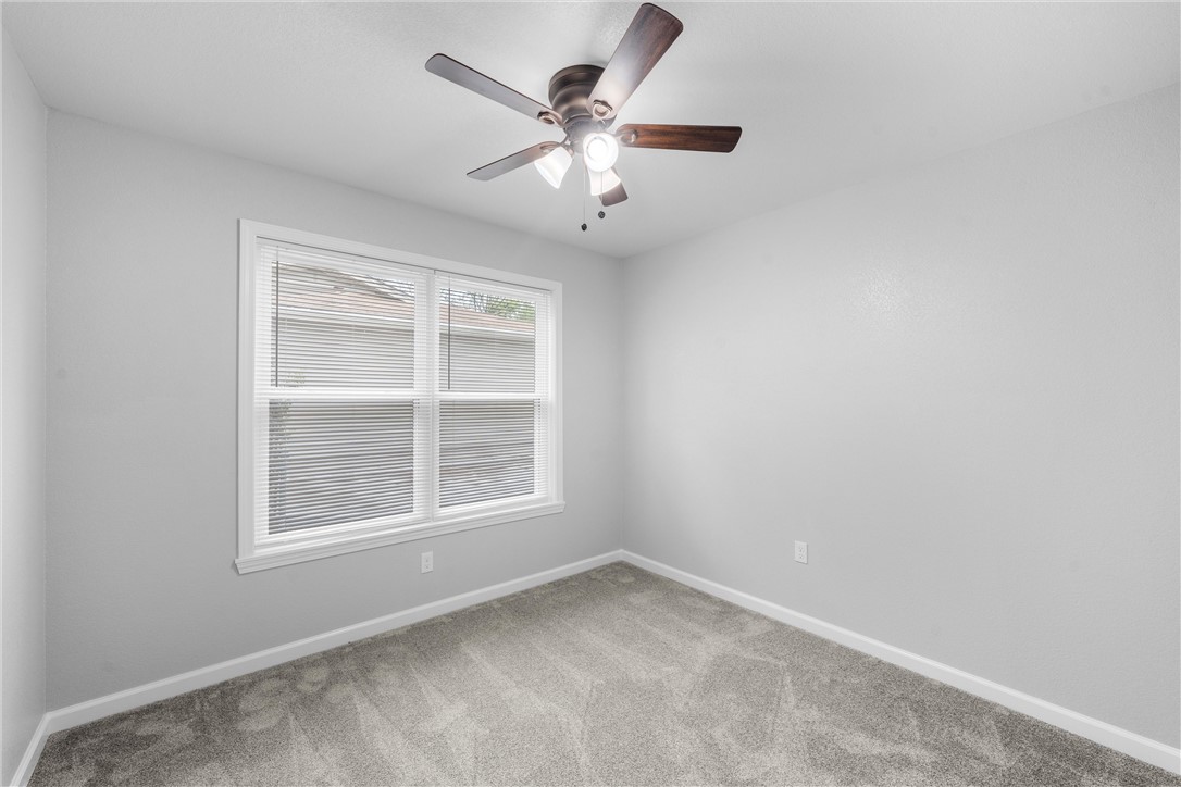 1225 Meadowbrook Street Waco, TX 76710 - Photo 17 of 20