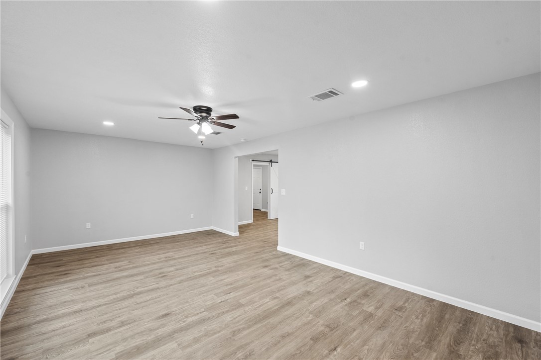 1225 Meadowbrook Street Waco, TX 76710 - Photo 3 of 20