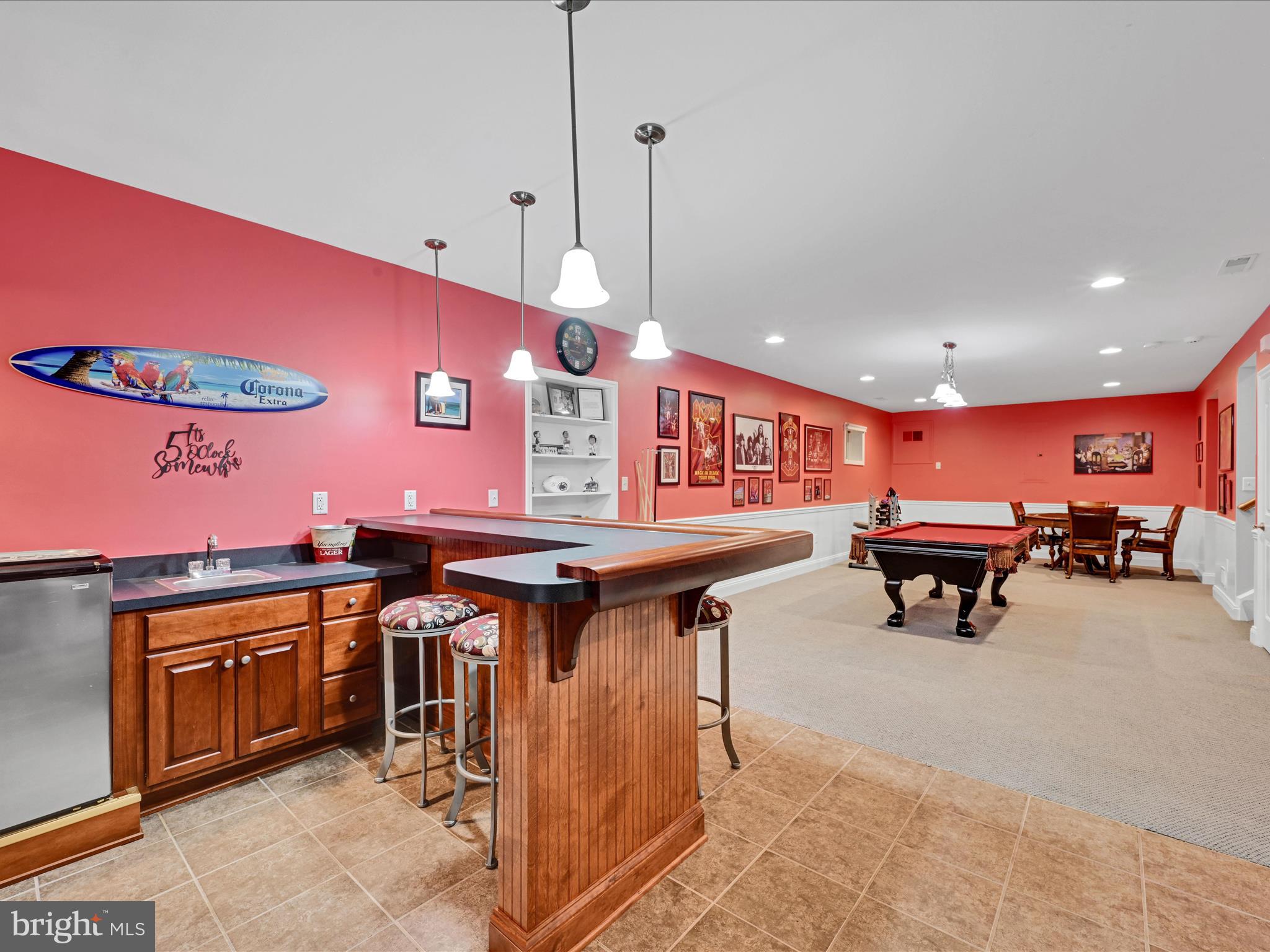 13 Field Lane Lititz, PA 17543 - Photo 34 of 45 Wet Bar