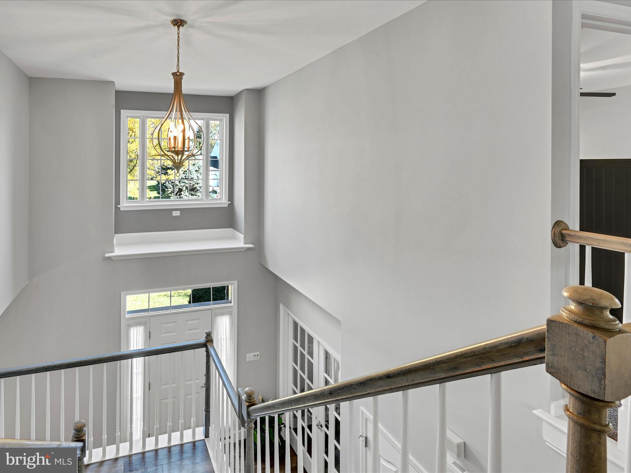 13 Field Lane Lititz, PA 17543 - Photo 6 of 45 Foyer