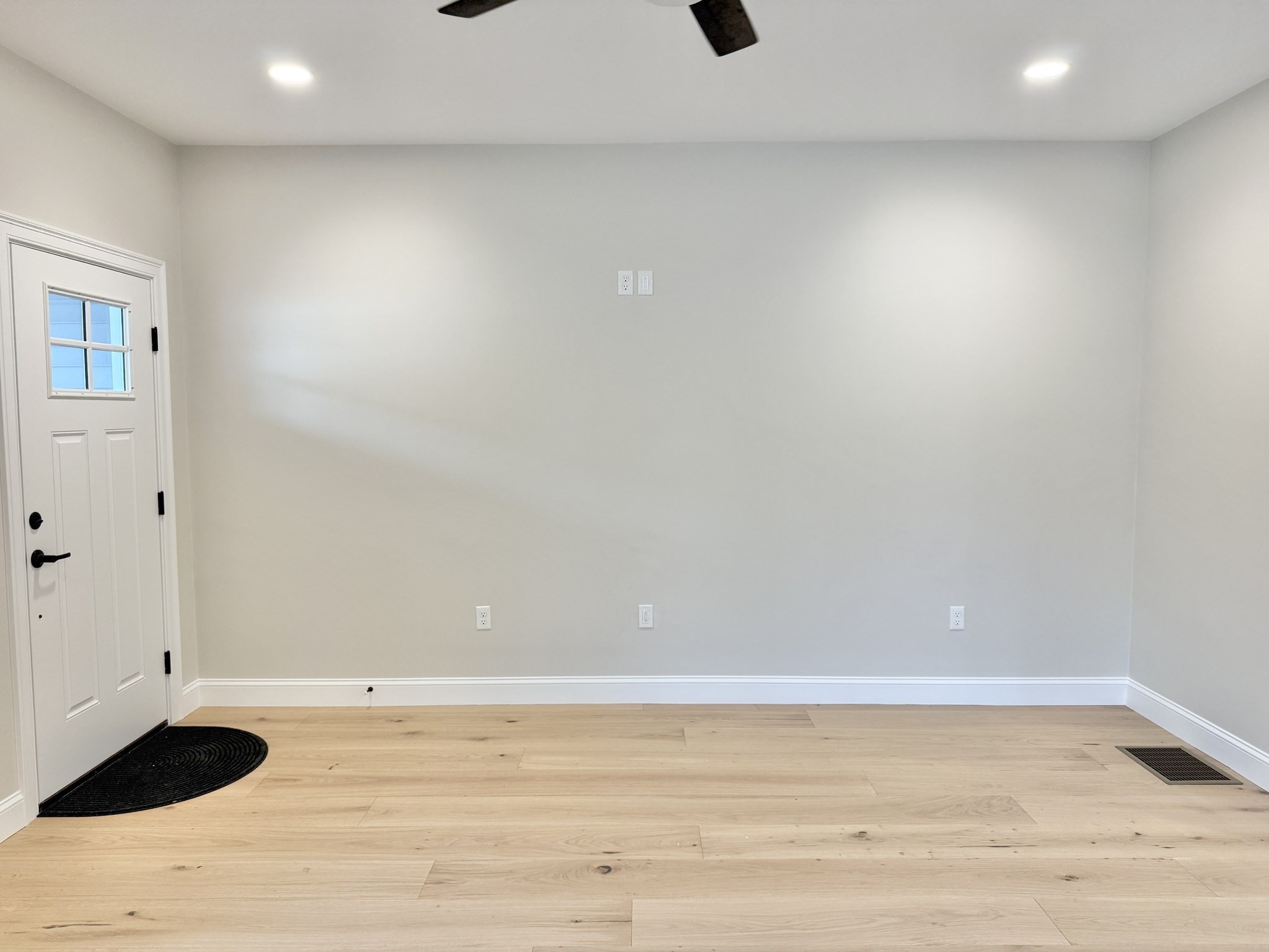 33 Tyng Road Tyngsborough, MA 01879 - Photo 19 of 41 Gallery Image 19
