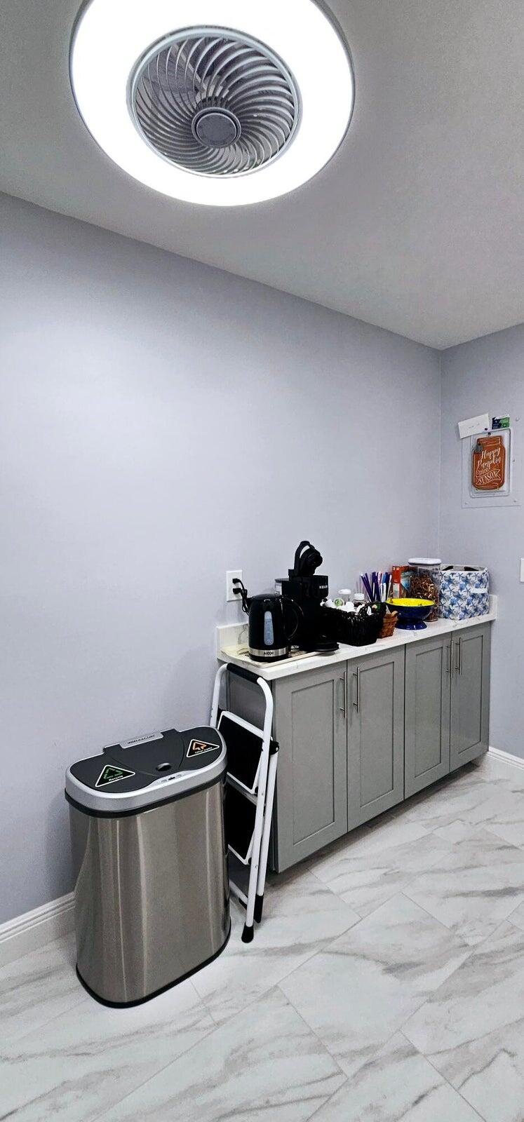 10126 South 44th Terrace Boynton Beach, FL 33436 - Photo 11 of 30 a room with wooden cabinets