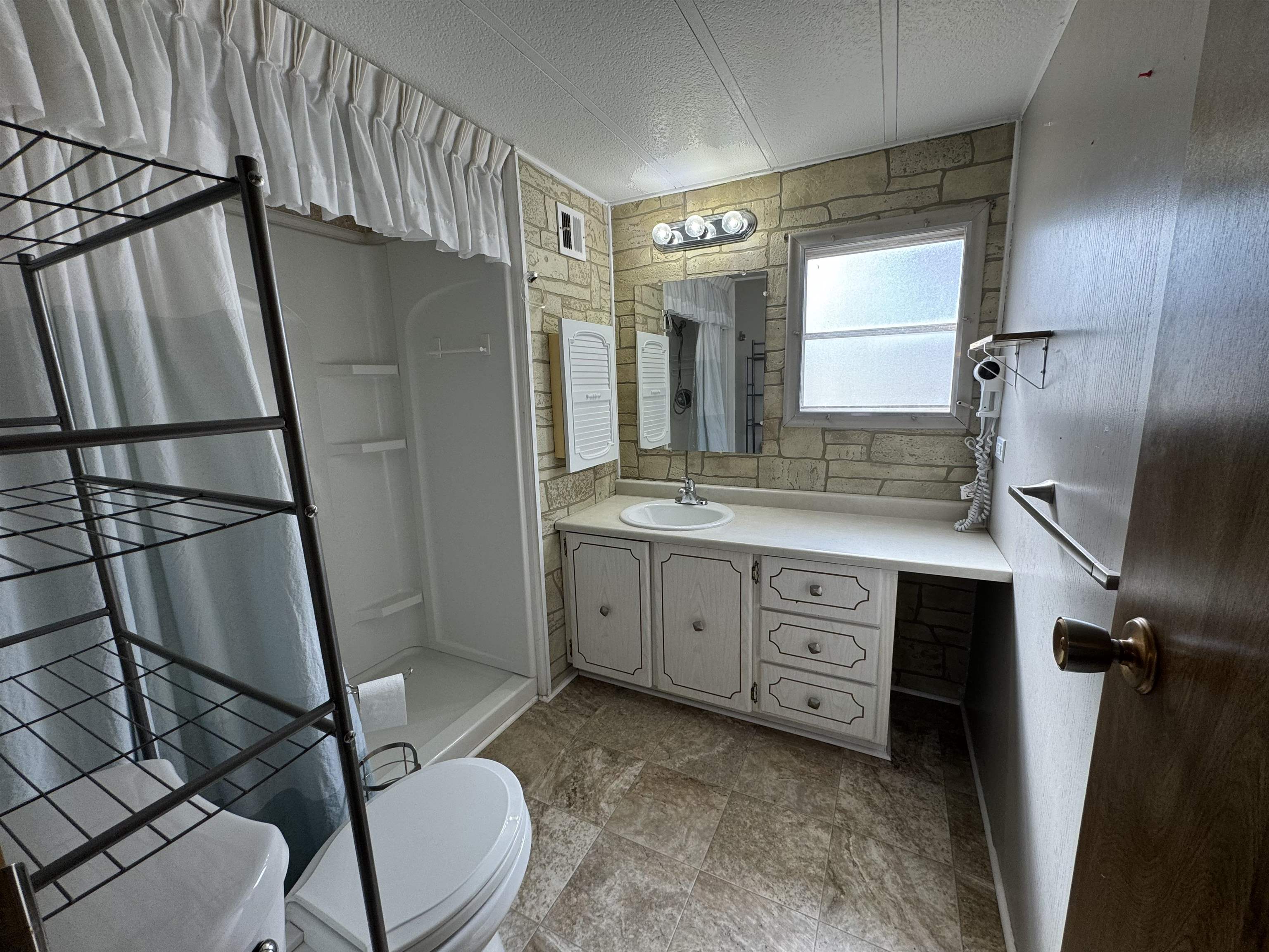 3251 E Road, Unit 8 Clifton, CO 81520 - Photo 7 of 17 Gallery Image 7