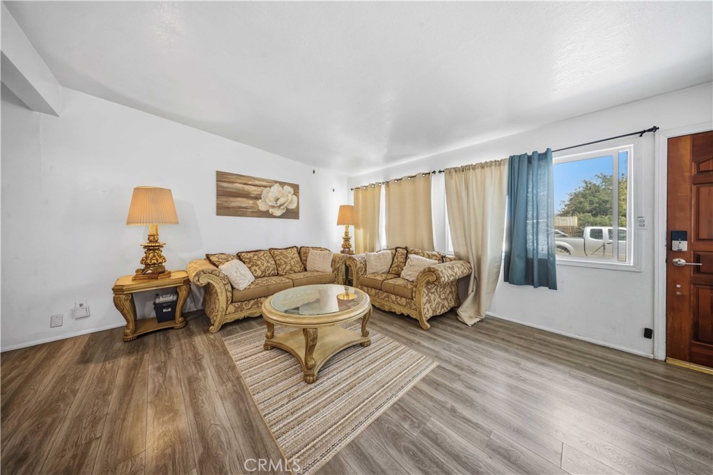 1263 South Primrose Street Ridgecrest, CA 93555 - Photo 6 of 42 Gallery Image 6