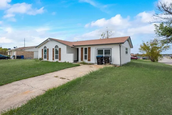 $1,499 | 1804 Oliver Street, Greenville, TX 75401