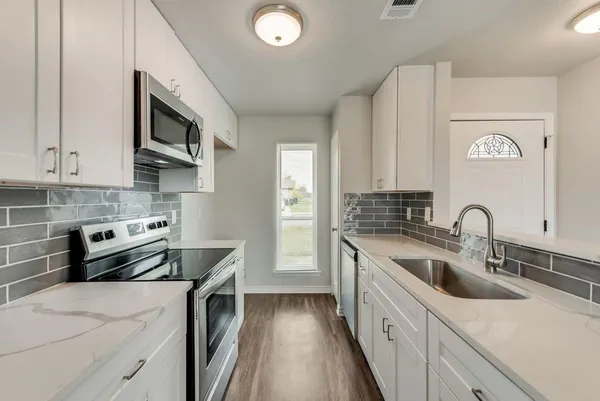 $1,499 | 1804 Oliver Street, Greenville, TX 75401