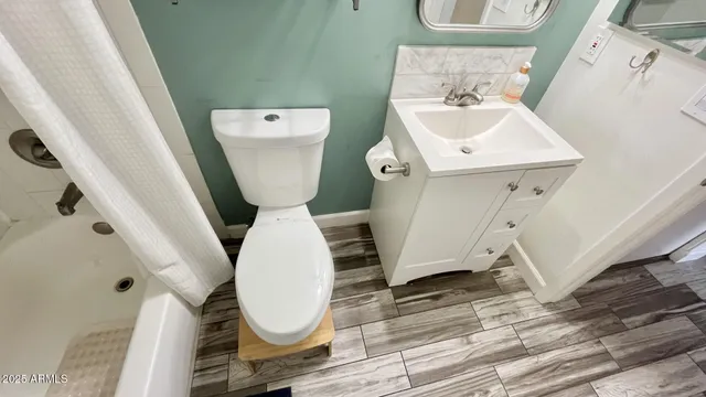 $244,000 | 1730 West Emelita Avenue, Unit 1032, Mesa, AZ 85202