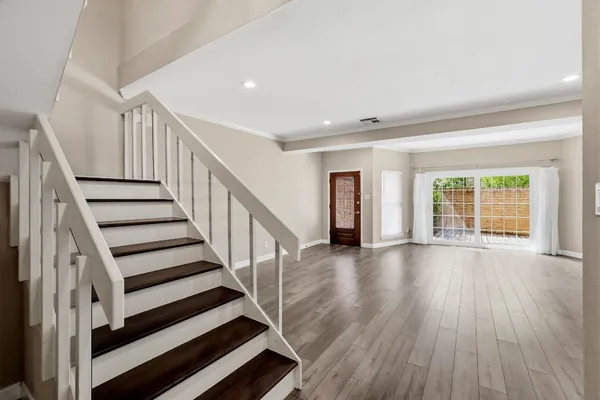 $3,100 | 12625 Memorial Drive, Unit 16, Houston, TX 77024