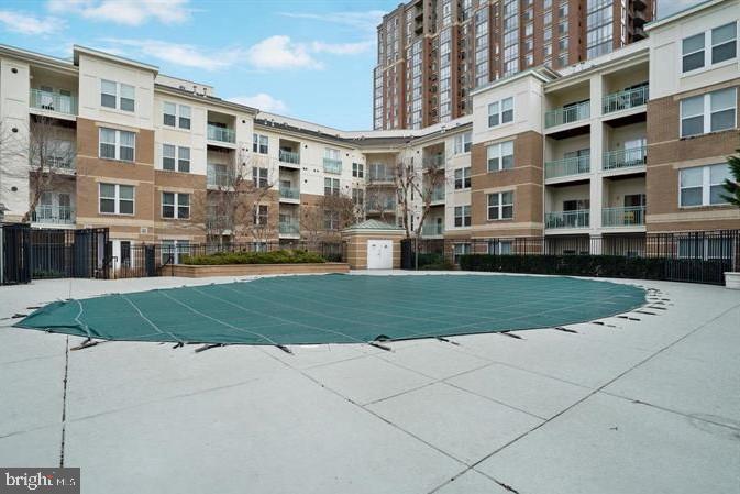 12000 Market Street, Unit 477 Reston, VA 20190 - Photo 19 of 29 Outdoor Pool