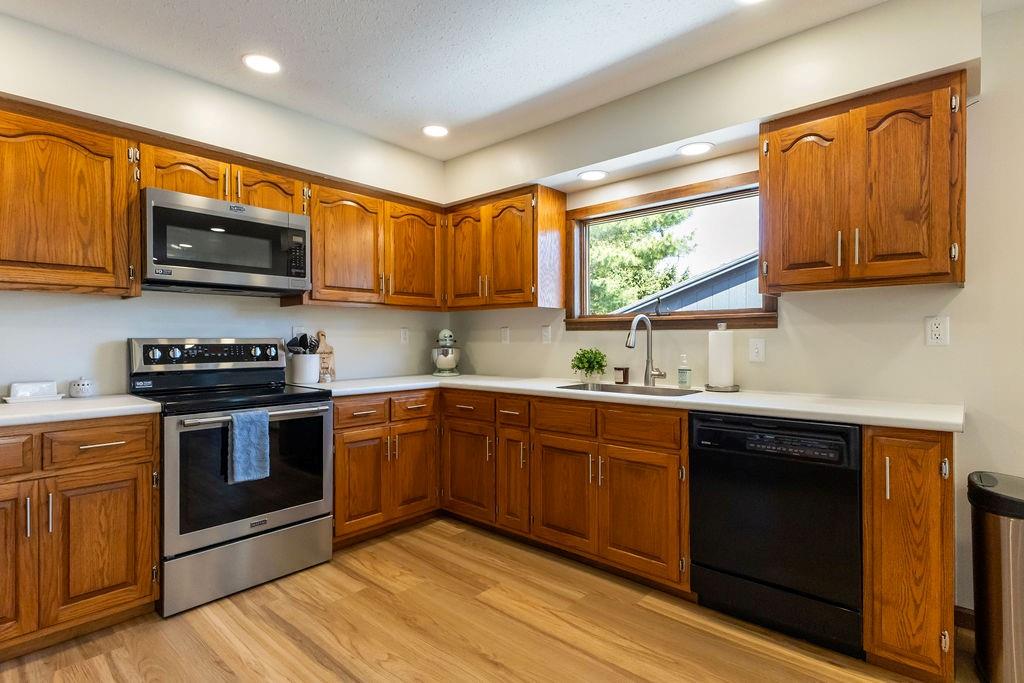 2401 Seymour Road Southeast St. Joseph, MO 64507 - Photo 3 of 8