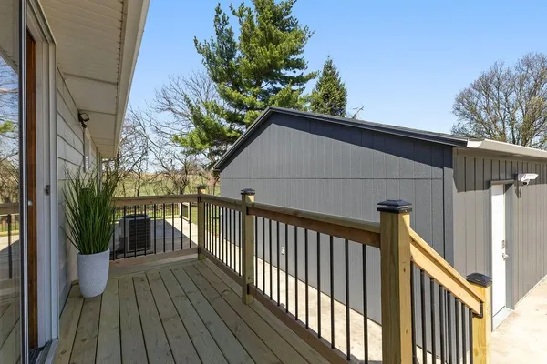 $310,000 | 2401 Seymour Road Southeast, St. Joseph, MO 64507