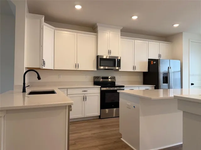 $2,800 | 15274 Groveside Road, Winter Garden, FL 34787