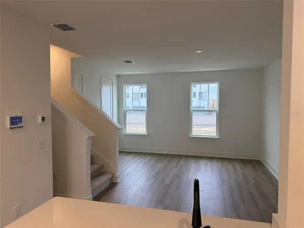 $2,800 | 15274 Groveside Road, Winter Garden, FL 34787