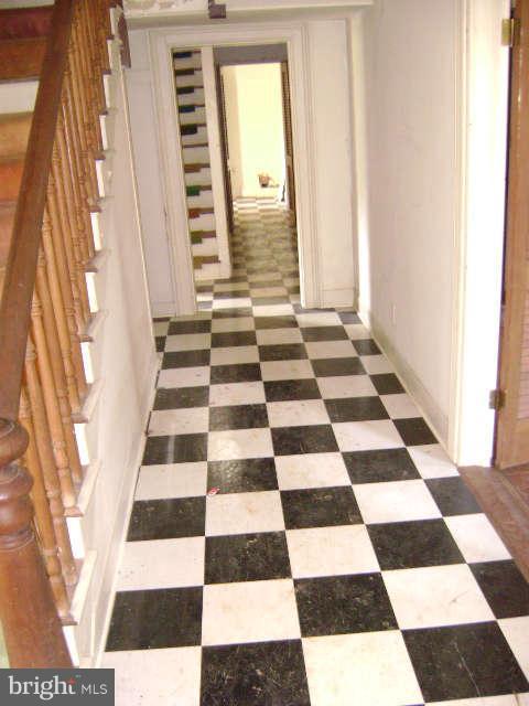 20184 Watermill Road Purcellville, VA 20132 - Photo 14 of 29 FOYER