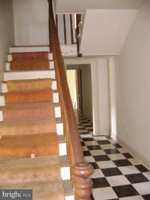 20184 Watermill Road Purcellville, VA 20132 - Photo 15 of 29 FOYER