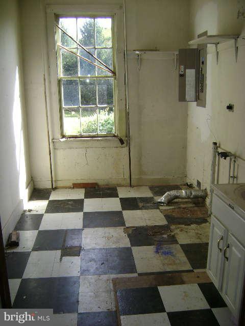 20184 Watermill Road Purcellville, VA 20132 - Photo 20 of 29 LAUNDRY