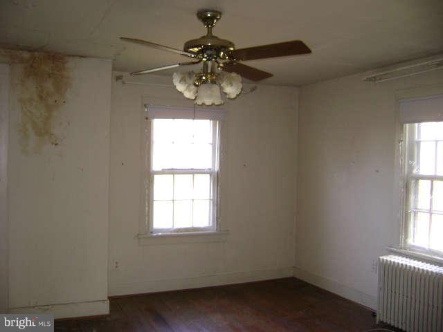 20184 Watermill Road Purcellville, VA 20132 - Photo 22 of 29 Bedroom