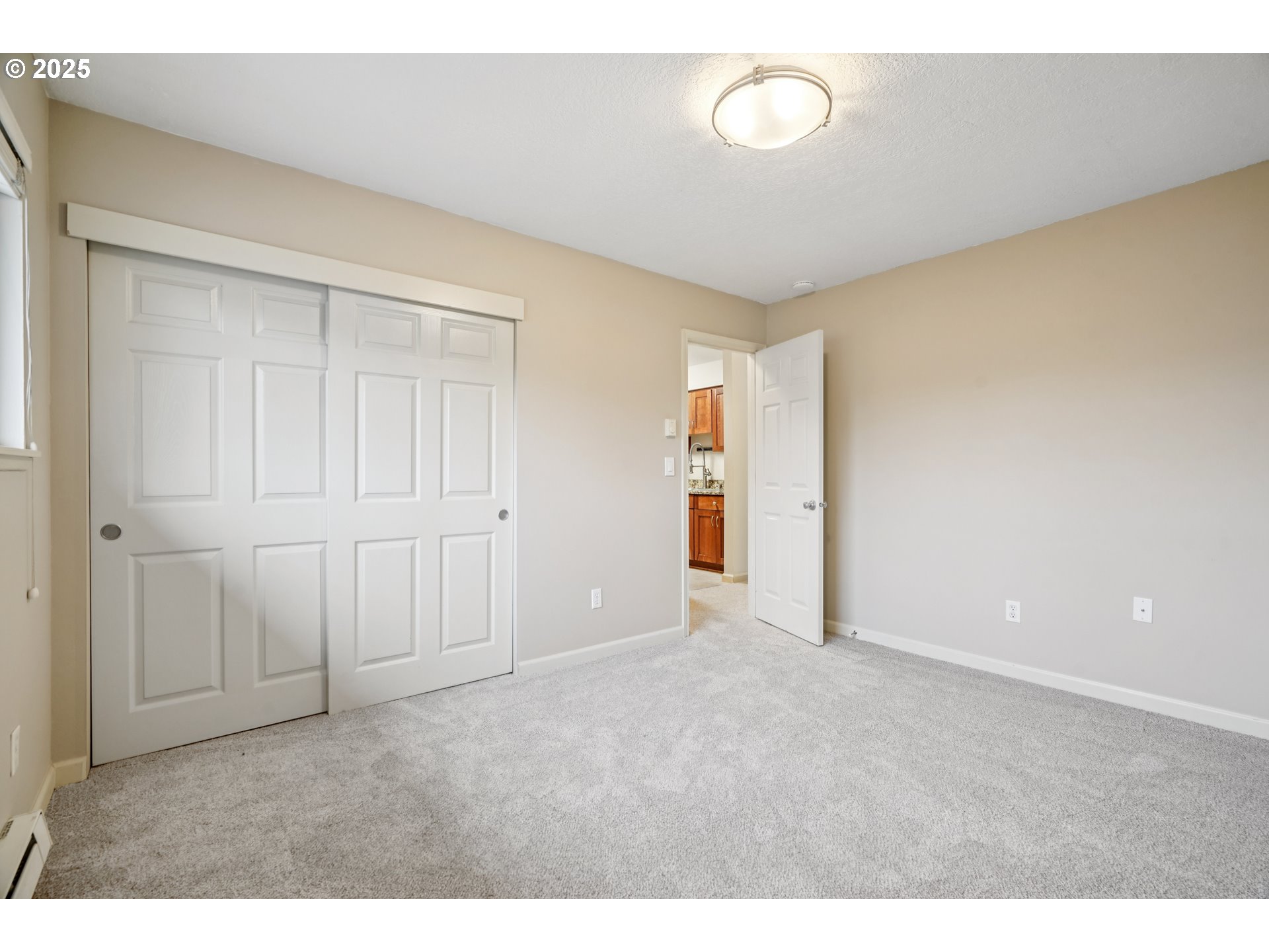 2531 Southwest Spring Garden Street Portland, OR 97219 - Photo 20 of 29