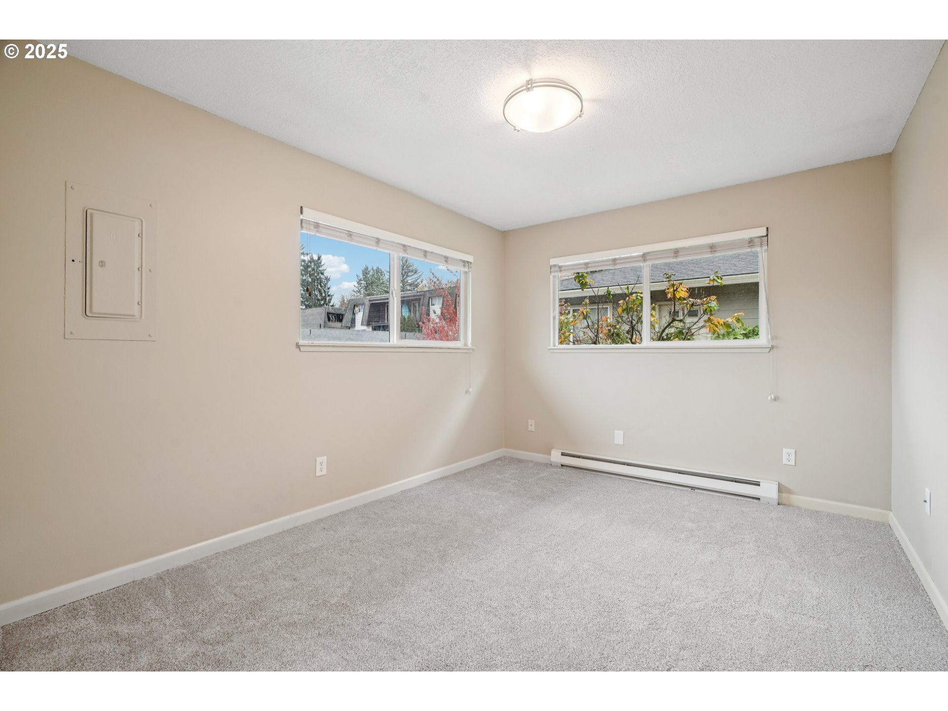 2531 Southwest Spring Garden Street Portland, OR 97219 - Photo 21 of 29