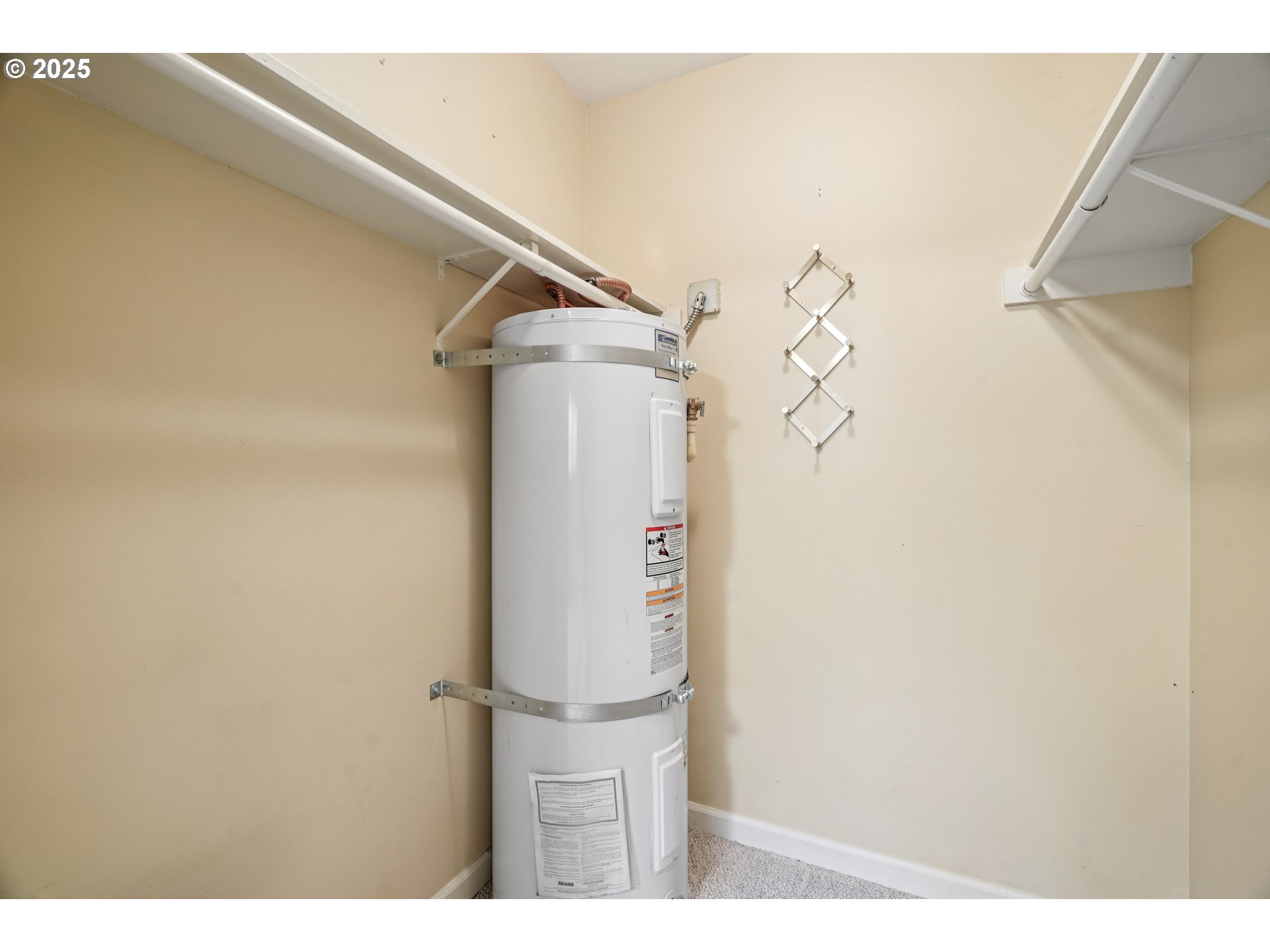 2531 Southwest Spring Garden Street Portland, OR 97219 - Photo 25 of 29