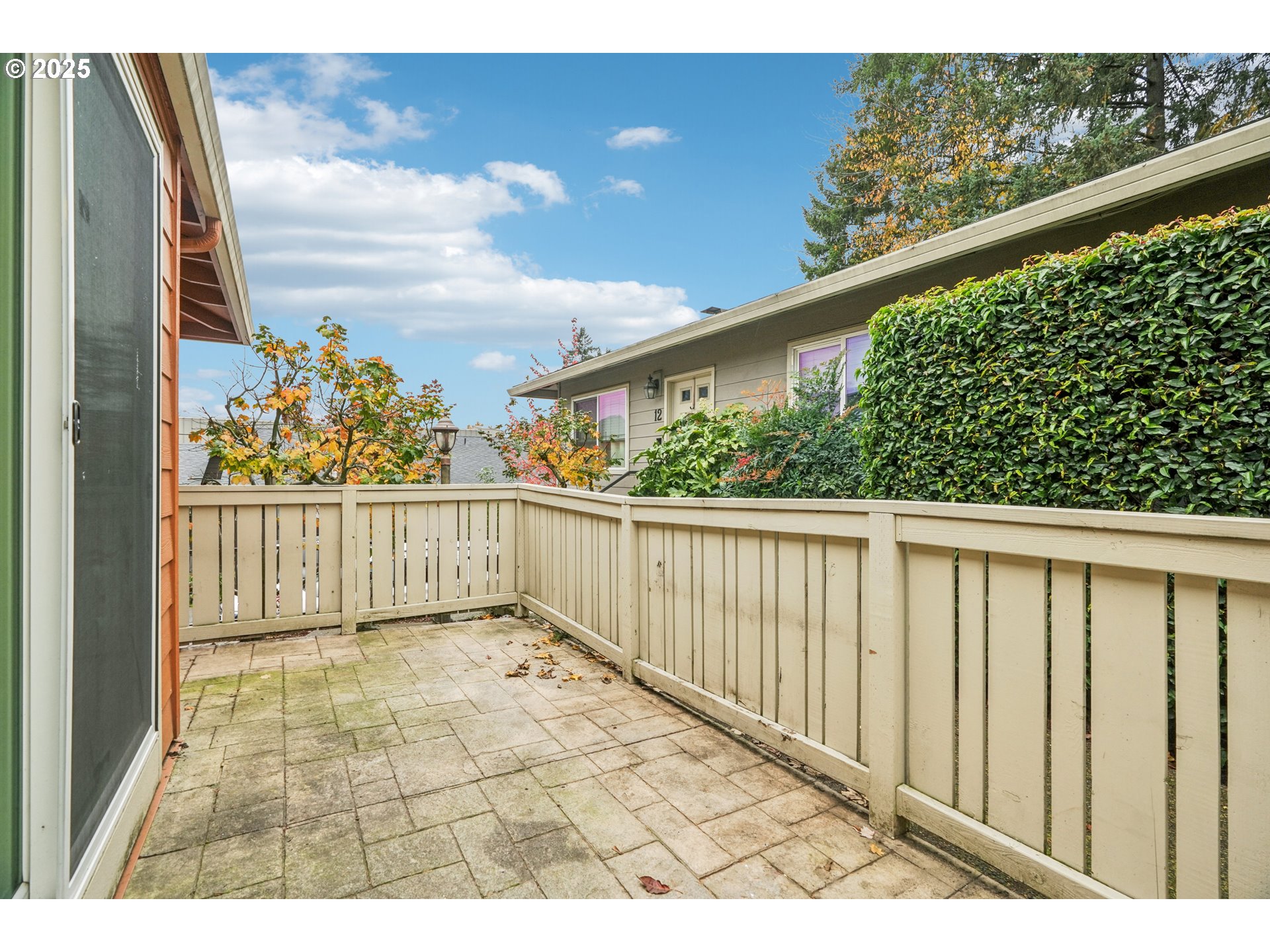 2531 Southwest Spring Garden Street Portland, OR 97219 - Photo 27 of 29