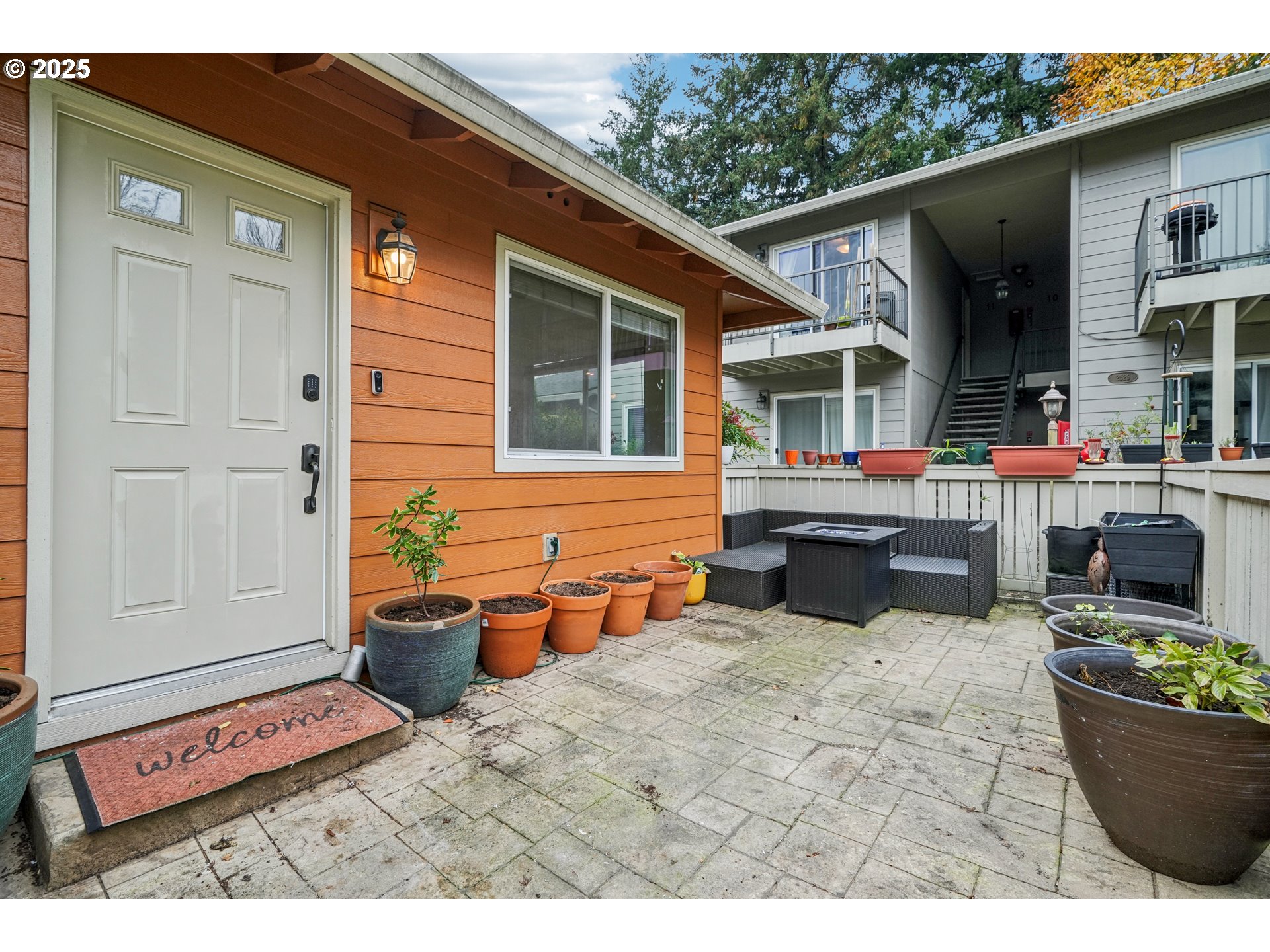 2531 Southwest Spring Garden Street Portland, OR 97219 - Photo 5 of 29