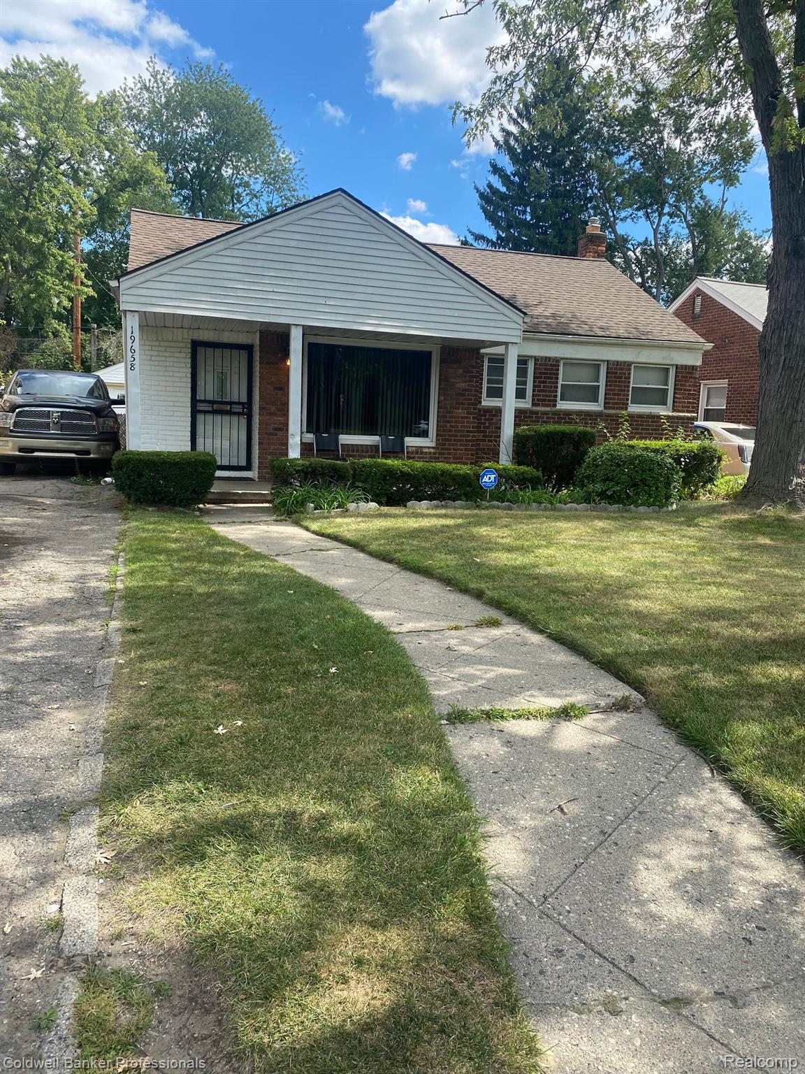 19658 Telegraph Road Detroit, MI 48219 - Photo 1 of 1 Gallery Image 1