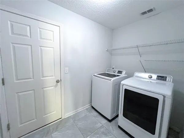 $2,450 | 8258 Northwest 54th Street, Gainesville, FL 32653