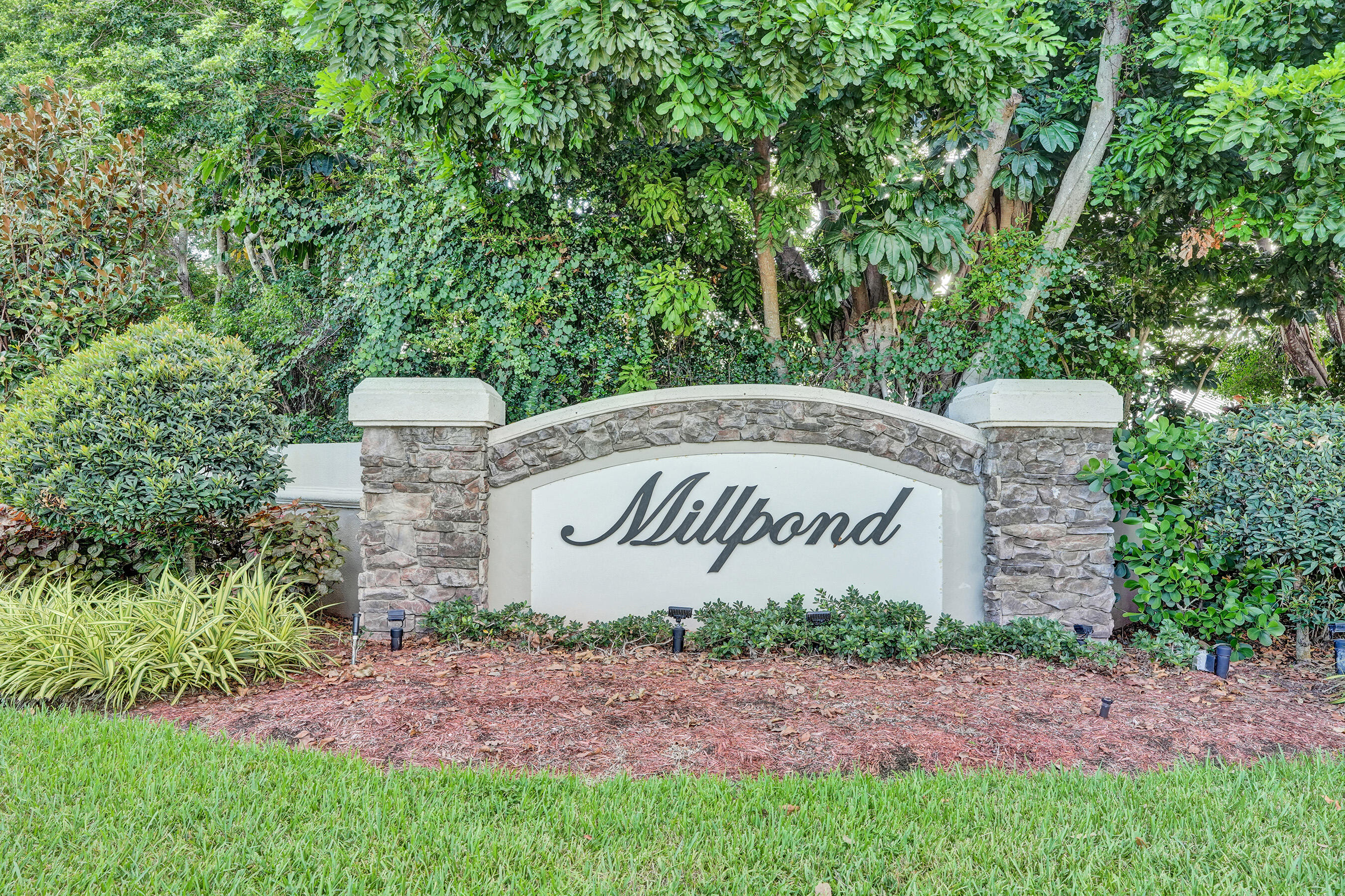 2421 Northwest 36th Street Boca Raton, FL 33431 - Photo 49 of 72 DSC09713