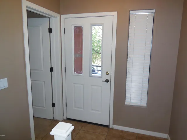 $2,500 | 330 South Farmer Avenue, Unit 124, Tempe, AZ 85281