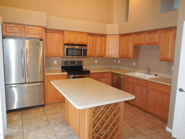 $2,500 | 330 South Farmer Avenue, Unit 124, Tempe, AZ 85281