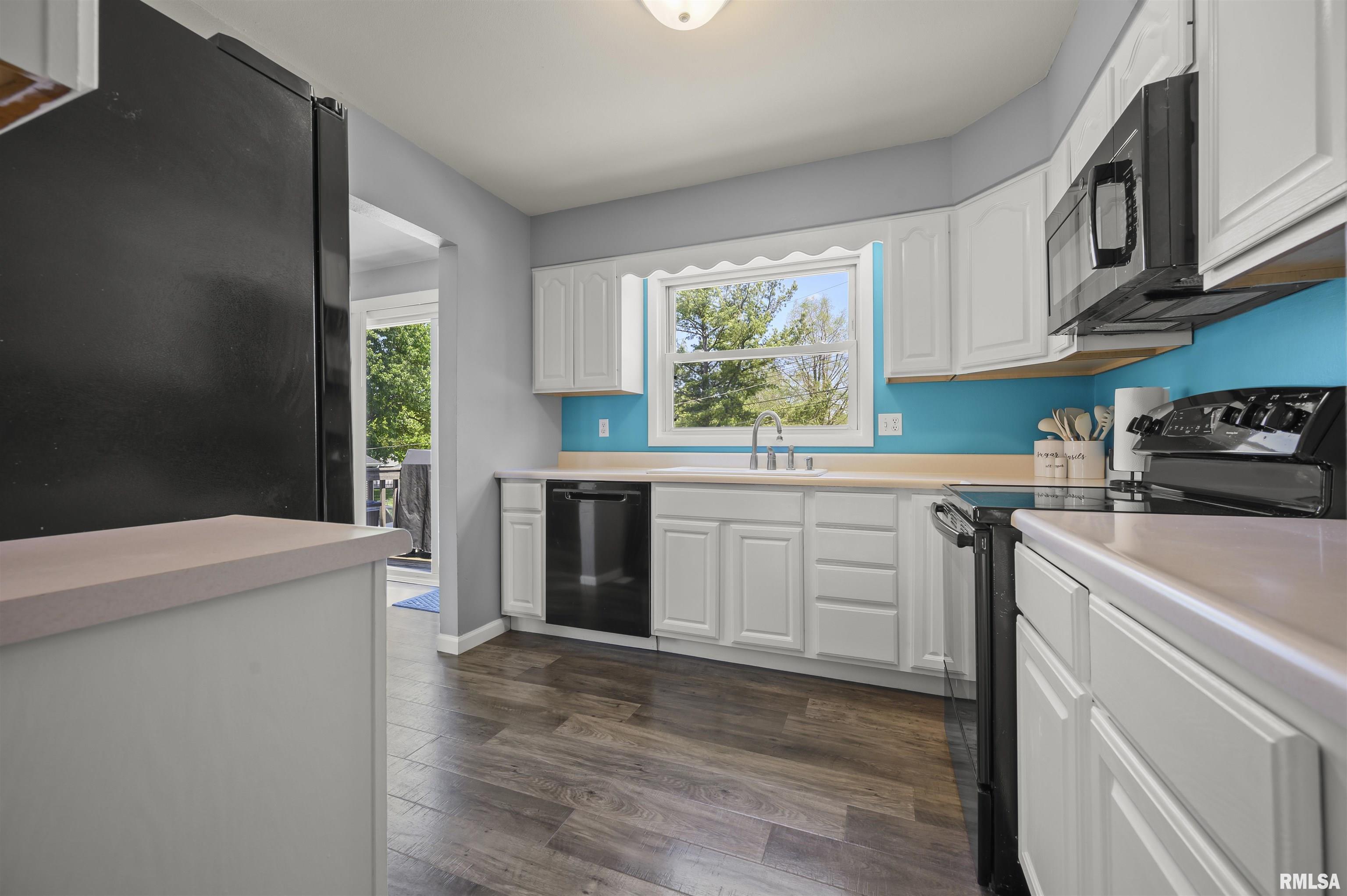 252 Briargate Road Washington, IL 61571 - Photo 13 of 43