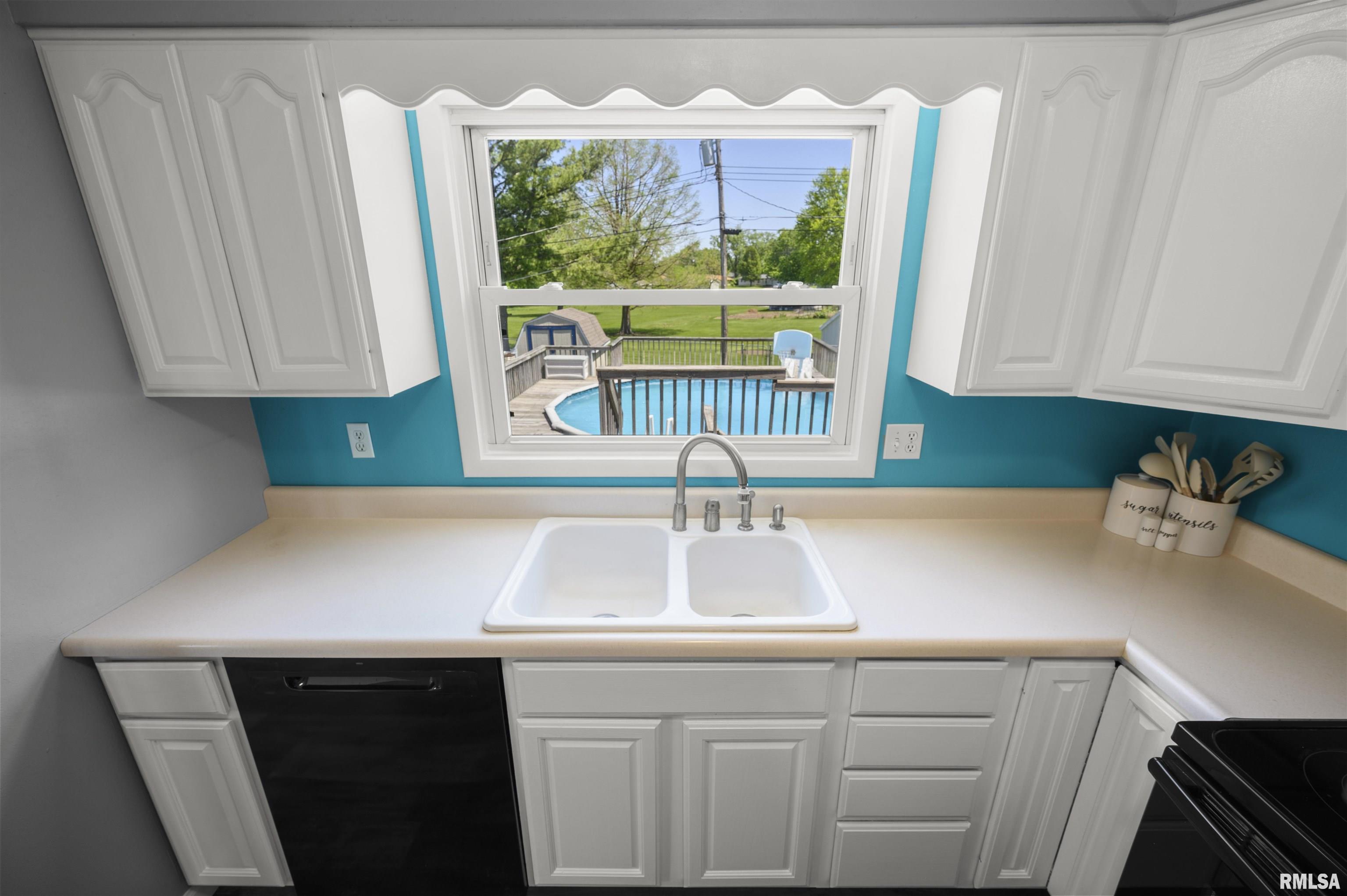 252 Briargate Road Washington, IL 61571 - Photo 14 of 43