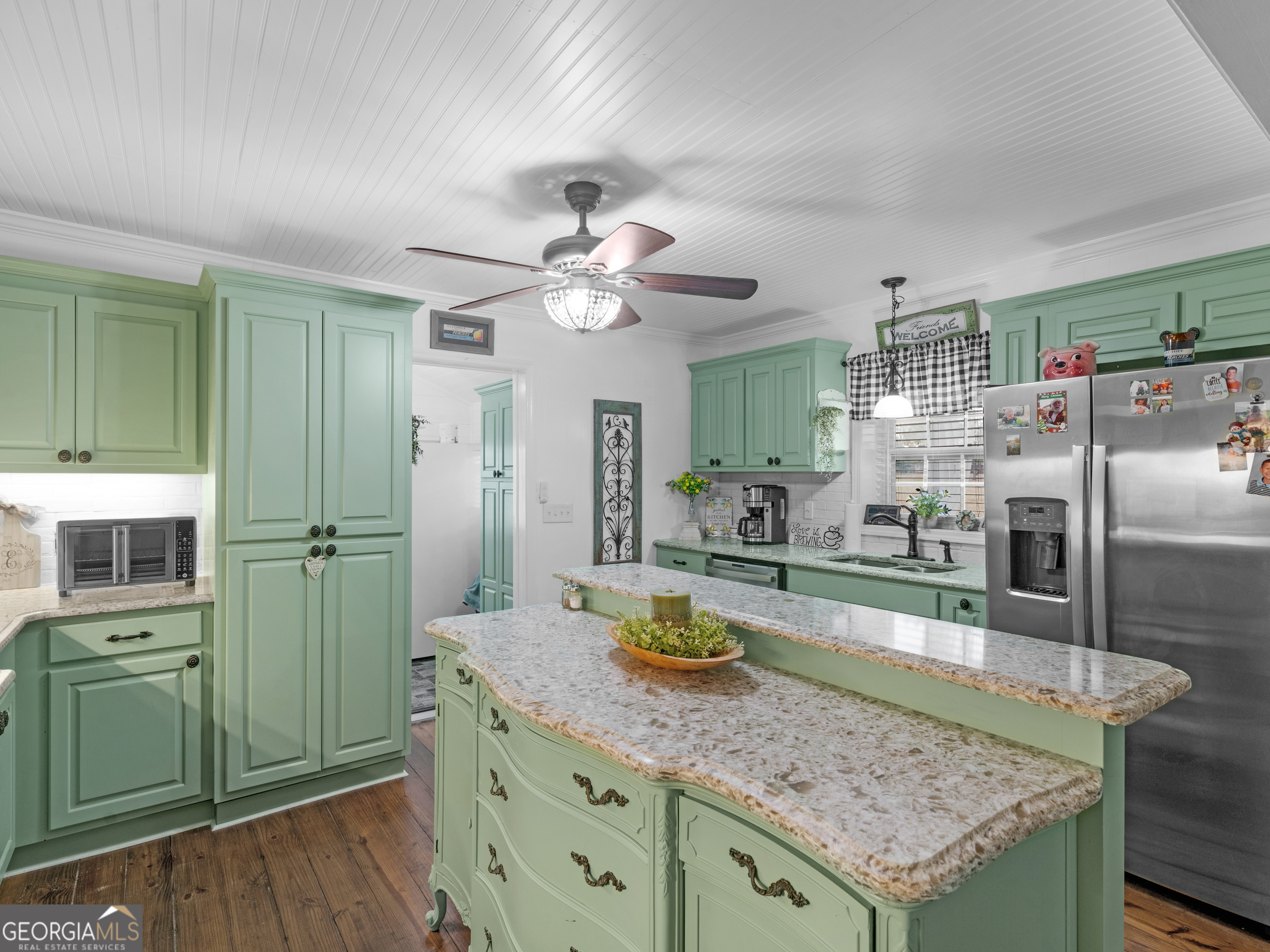 120 Ellerbee Lake Road Thomaston, GA 30286 - Photo 7 of 23 a bathroom with a granite countertop sink and a mirror
