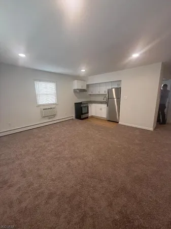 $1,750 | 117 Centre Street, Nutley, NJ 07110