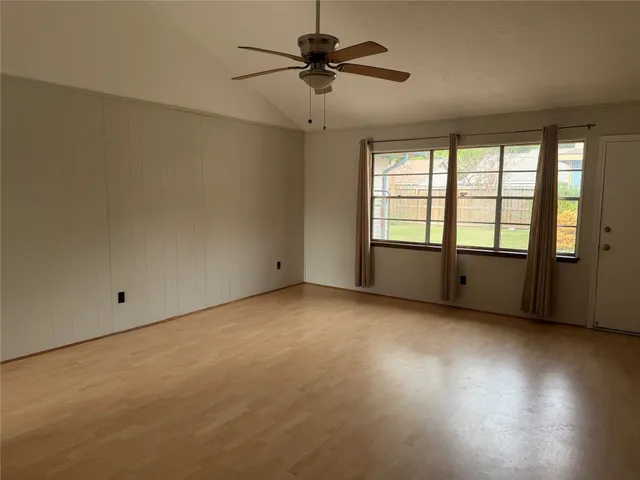 $2,300 | 9202 Carvel Lane, Houston, TX 77036