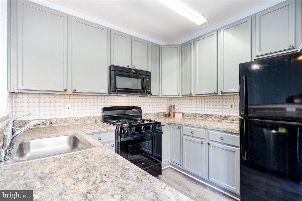 12121 Amber Ridge Circle Germantown, MD 20876 - Photo 7 of 47