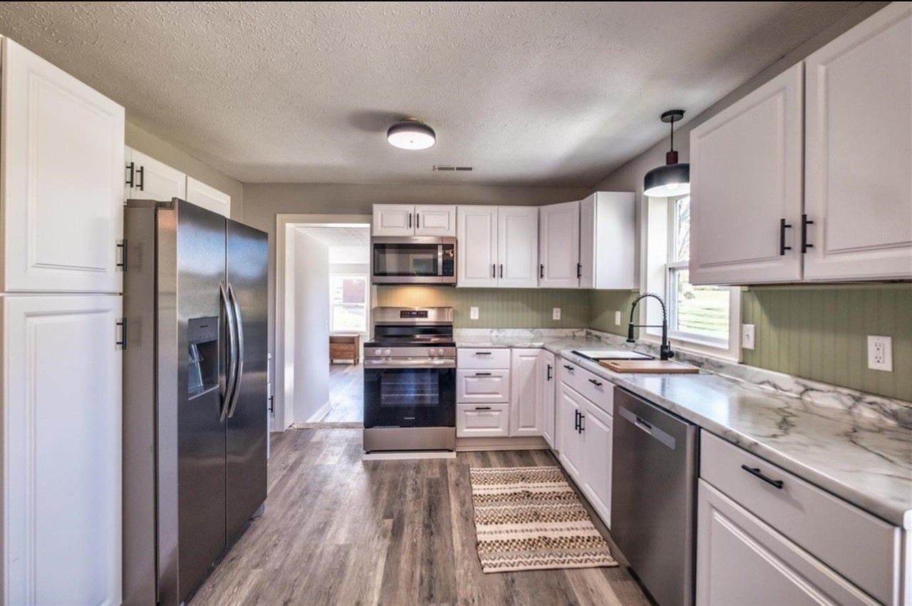 1040 Witt Road Bowling Green, KY 42101 - Photo 15 of 37 Gallery Image 15