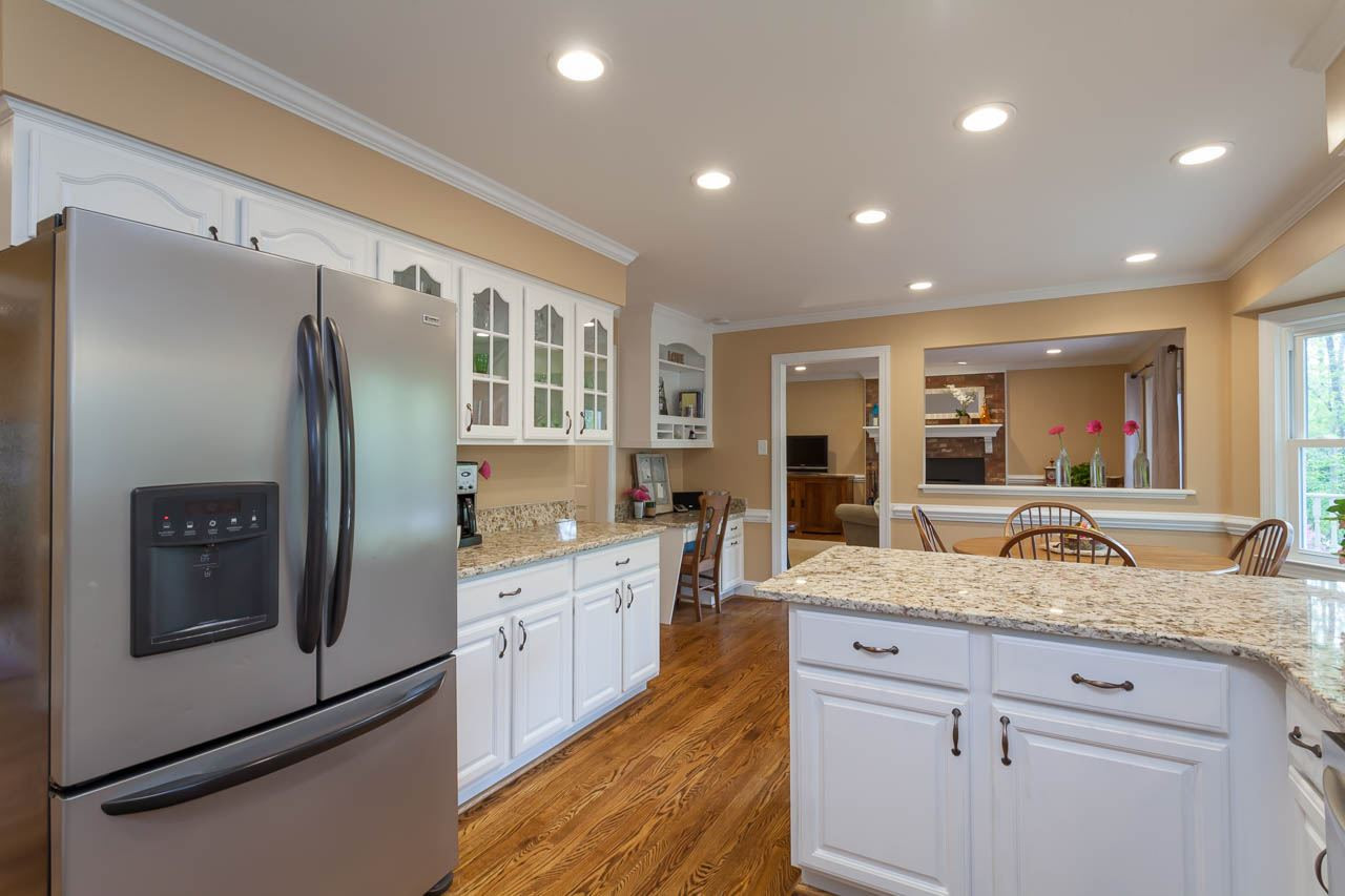 8805 Bickley Place Raleigh, NC 27613 - Photo 4 of 25 Photo 4