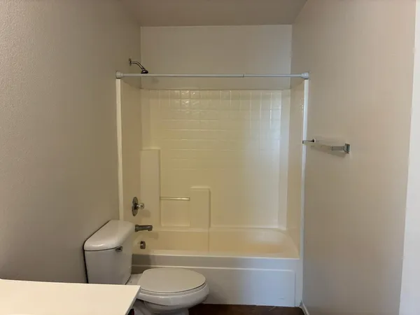 $1,695 | 9646 North 82nd Glen, Peoria, AZ 85345