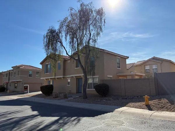 $1,695 | 9646 North 82nd Glen, Peoria, AZ 85345