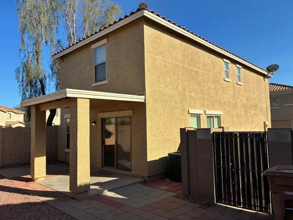 $1,695 | 9646 North 82nd Glen, Peoria, AZ 85345