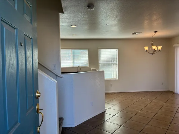 $1,695 | 9646 North 82nd Glen, Peoria, AZ 85345