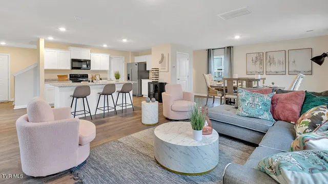 $344,999 | 112 Golden Rod Dr Bluff, Bluff City, TN 37618