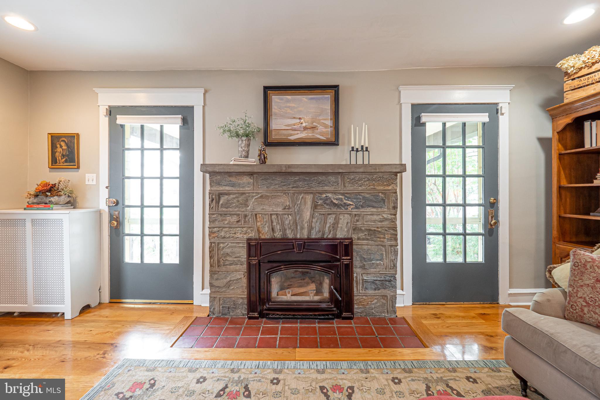 126 Colfax Road Havertown, PA 19083 - Photo 4 of 38